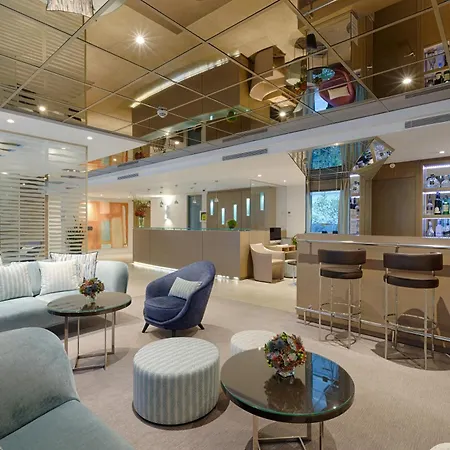 Otel Floride-etoile 3*