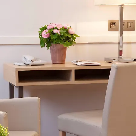 플로리드-에투알 호텔 3*